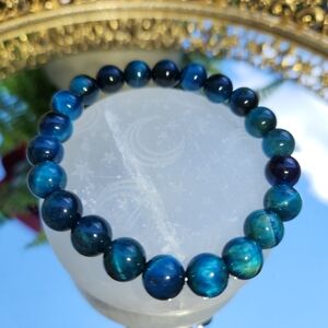 Women's Blue Tiger Eye Stretch Bracelet